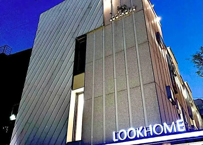 Lookhome Hotel